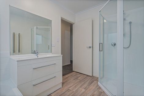 Photo of property in 21 Meadow Drive, Whitianga, 3510