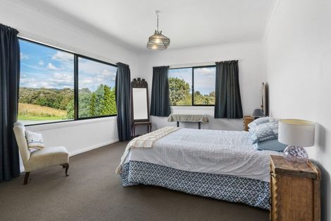 Photo of property in 1937 Lake Ferry Road, Pirinoa, Featherston, 5772