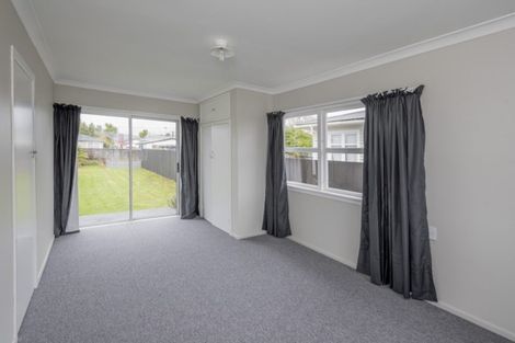 Photo of property in 24 Ferguson Street, Levin, 5510