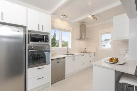 Photo of property in 253 St Andrews Road, Epsom, Auckland, 1023