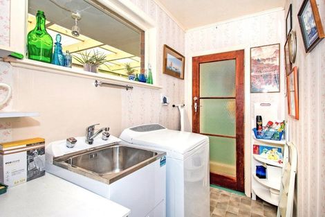Photo of property in 90 Old Onerahi Road, Onerahi, Whangarei, 0110