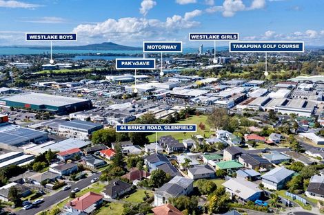 Photo of property in 44c Bruce Road, Glenfield, Auckland, 0629