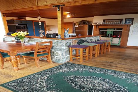 Photo of property in 12 Oxford Street, Waimate, 7924