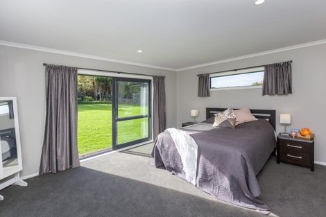 Photo of property in 12 Faydon Close, Ohau, Levin, 5570