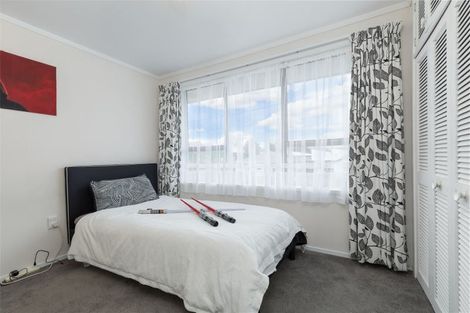 Photo of property in 17 Hakanoa Street, Huntly, 3700