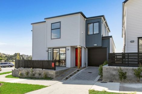 Photo of property in 2 Tihema Lane, Westgate, Auckland, 0614