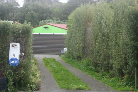 Photo of property in 5 Hamua Place, Waitara, 4320