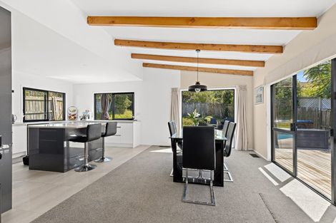 Photo of property in 23 Hinemoa Place, Snells Beach, 0920