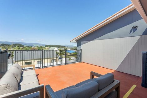 Photo of property in 17 Moana Street, Otaki Beach, Otaki, 5512