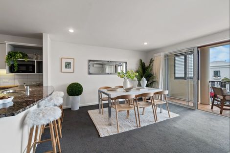 Photo of property in Admiralty Courts, 14/42 Marriner Street, Sumner, Christchurch, 8081