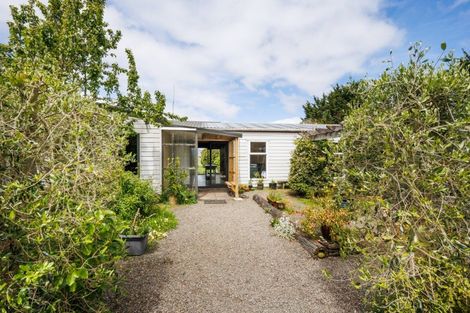 Photo of property in 135 Zigzag Road, Pohangina, Feilding, 4775