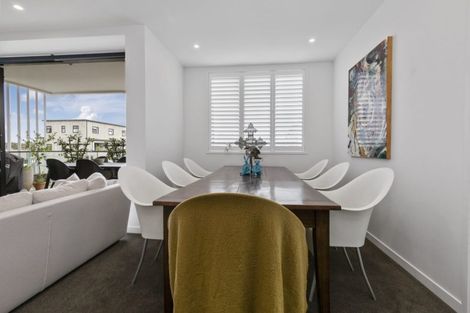 Photo of property in 201/8a Lake Pupuke Drive, Takapuna, Auckland, 0622