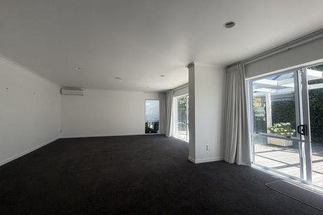 Photo of property in 42a Ngatai Road, Otumoetai, Tauranga, 3110