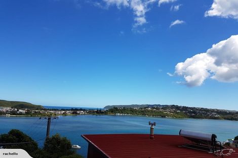 Photo of property in 63 Bayview Road, Paremata, Porirua, 5024