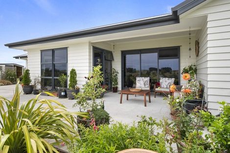Photo of property in 29 Fry Road, Halcombe, Feilding, 4777