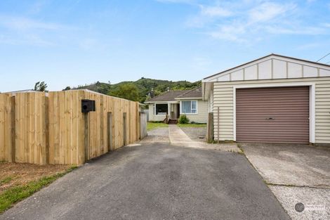 Photo of property in 50 Moohan Street, Wainuiomata, Lower Hutt, 5014