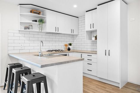 Photo of property in 2/7 Fenwick Crescent, Hillcrest, Hamilton, 3216