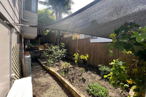 Photo of property in 3/29 Verran Road, Birkenhead, Auckland, 0626