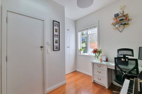 Photo of property in 3/64 Victoria Road, Devonport, Auckland, 0624