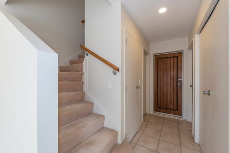 Photo of property in 7/78 Fernhill Way, Oteha, Auckland, 0632