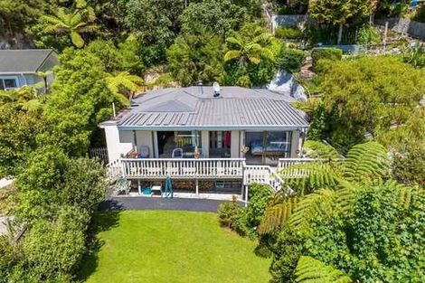 Photo of property in 14 Hine Road, Wainuiomata, Lower Hutt, 5014