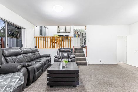 Photo of property in 4/42 Manuka Road, Glenfield, Auckland, 0629