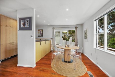 Photo of property in 8 Durham Crescent, Aro Valley, Wellington, 6021