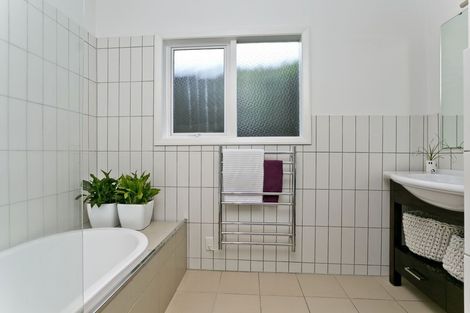 Photo of property in 1/44 Northboro Road, Hauraki, Auckland, 0622