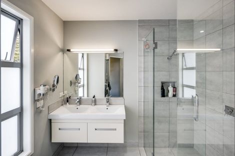 Photo of property in 84 Te Awa Avenue, Te Awa, Napier, 4110