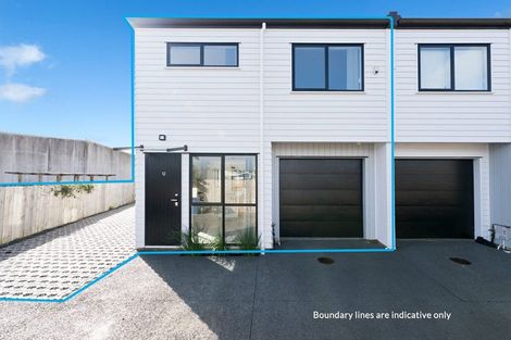 Photo of property in 3/60 Kelman Road, Kelston, Auckland, 0602