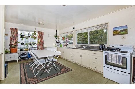 Photo of property in 22 West Coast Road, Te Kopuru, 0371