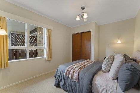 Photo of property in 2 Princeton Road, Raumati Beach, Paraparaumu, 5032