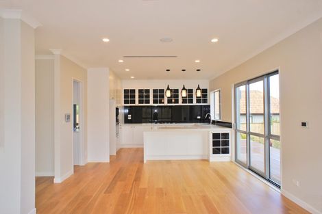 Photo of property in 39d Point View Drive, East Tamaki Heights, Auckland, 2016