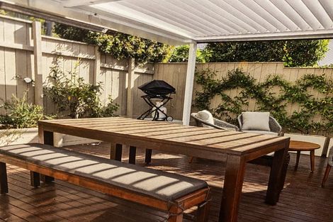 Photo of property in 3/39 Nihill Crescent, Mission Bay, Auckland, 1071