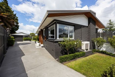 Photo of property in 6 Erika Place, Fairview Downs, Hamilton, 3214