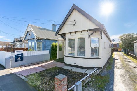 Photo of property in 40 Oxford Street, South Dunedin, Dunedin, 9012