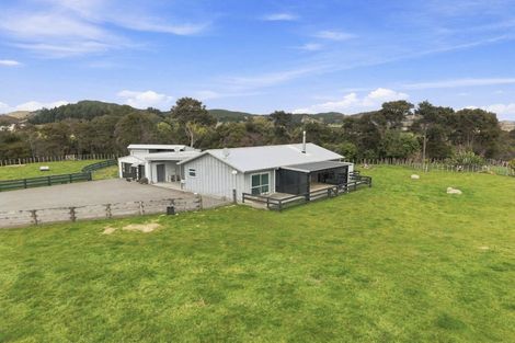 Photo of property in 1597 Turakina Valley Road, Marton, Whanganui, 4581