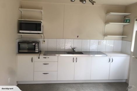 Photo of property in 8 Kerikeri Grove, Kerikeri, 0230