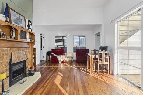 Photo of property in 200 Tukapa Street, Westown, New Plymouth, 4310