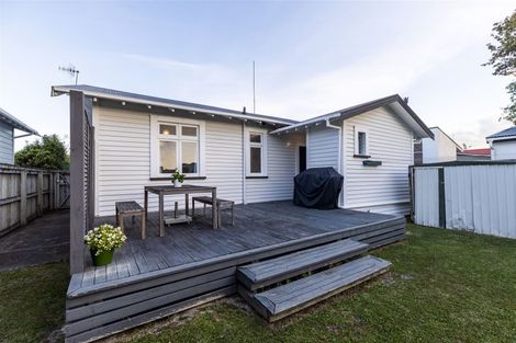 Photo of property in 54 Matipo Street, Takaro, Palmerston North, 4410