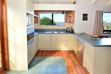 Photo of property in 3 Brigitte View, Snells Beach, 0920