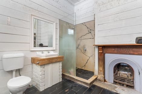 Photo of property in 2 Collingwood Road, Waiuku, 2123