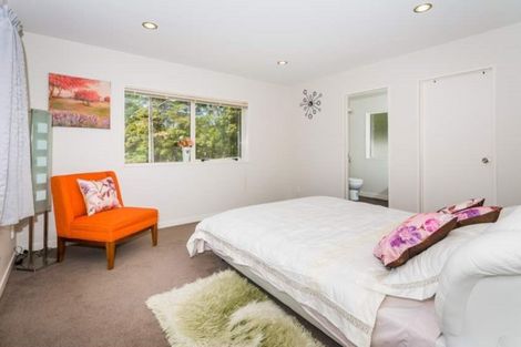 Photo of property in 64 Kyle Road, Greenhithe, Auckland, 0632