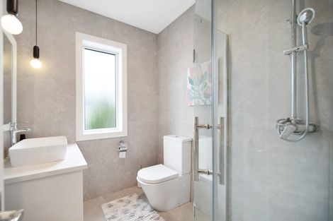 Photo of property in 2 Bela Vista Boulevard, Swanson, Auckland, 0614