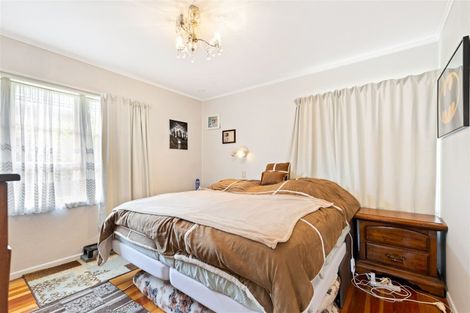 Photo of property in 51a Vodanovich Road, Te Atatu South, Auckland, 0610