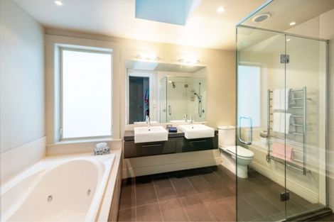 Photo of property in 11 Kelliher Drive, Wanaka, 9305