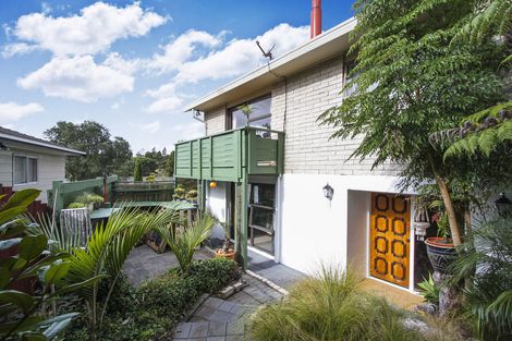 Photo of property in 23 Wirihana Road, Titirangi, Auckland, 0604