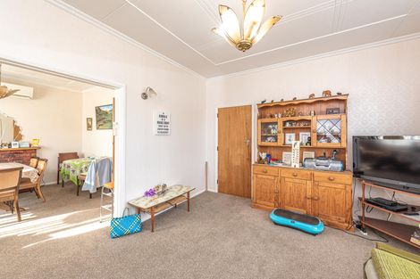 Photo of property in 48 Abbot Street, Gonville, Whanganui, 4501