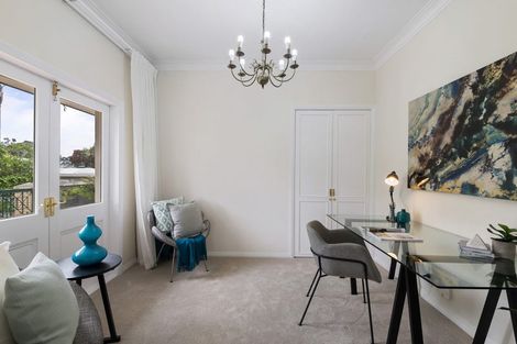 Photo of property in 1/248 Hurstmere Road, Takapuna, Auckland, 0622