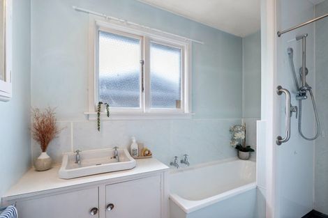 Photo of property in 15 Carruthers Street, Ilam, Christchurch, 8041